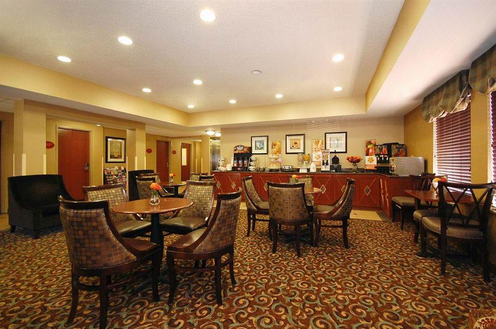 Sleep Inn & Suites Near Joint Base Andrews-Washington Area Morningside Restaurante foto