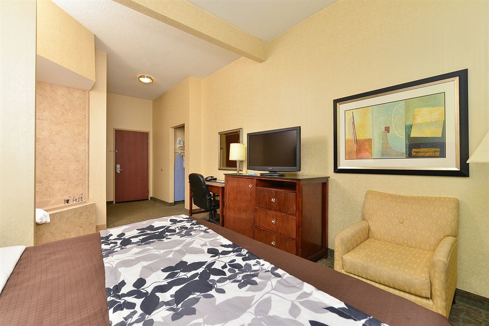 Sleep Inn & Suites Near Joint Base Andrews-Washington Area Morningside Exterior foto